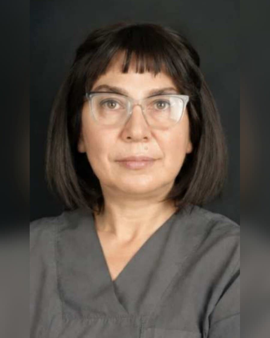 Ayşe Boğatır, VSC Dental Clinic diş hekimi