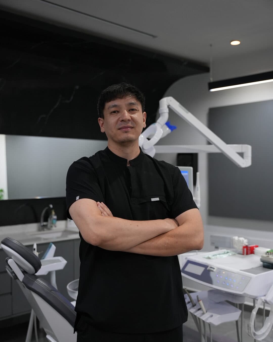 Deniz Uygar, VSC Dental Clinic diş hekimi