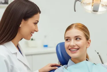 Diş Teli Tedavisi (Braketler)